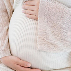 需要有人俯下身，👻🍒去听懂那些具体而🇧🇮微的渴望，并将🚍可靠的技🐎🤵